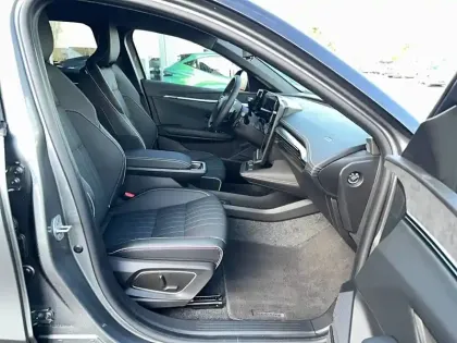 Photo 13 Renault Megane  E-Tech 220 ch autonomie confort GSR2