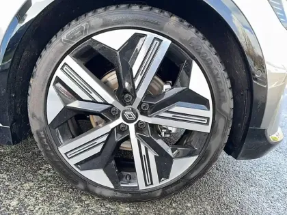 Photo 18 Renault Megane  E-Tech 220 ch autonomie confort GSR2