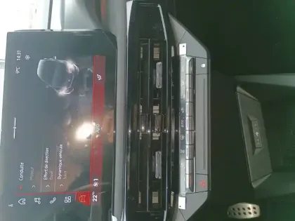 Photo 23 Renault Clio  E-Tech full hybrid 160 ch