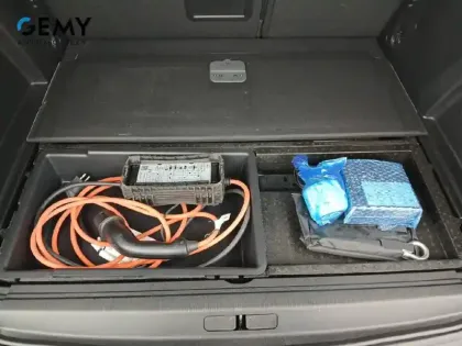 Photo 51 Peugeot 3008  Hybrid 225 e-EAT8