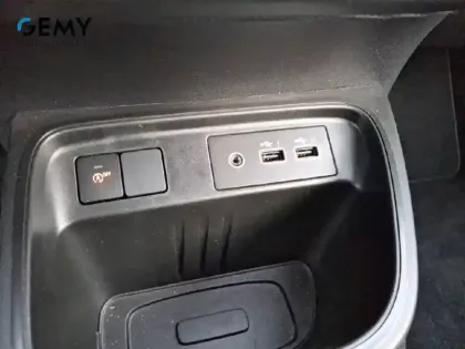 Photo 19 Renault Twingo  III SCe 65