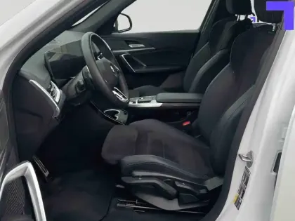 Photo 7 BMW X1 i eDrive20 204ch BVA