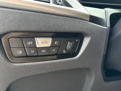 Photo 26 BMW Serie 3 Touring 330e 292 ch BVA8