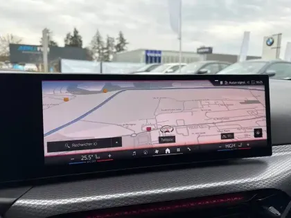 Photo 12 BMW Serie 3 Touring 330e 292 ch BVA8