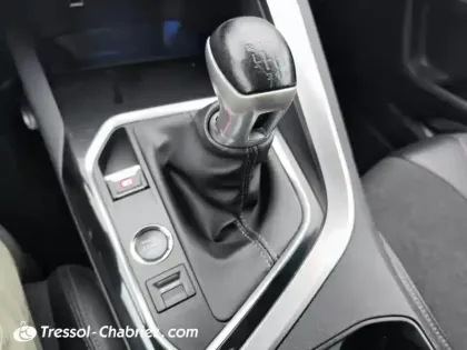 Photo 23 Peugeot 3008  Puretech 130ch S&S BVM6 GT