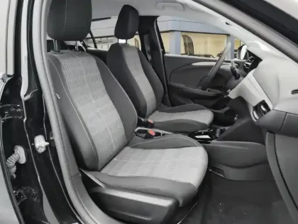 Photo 8 Opel Corsa  Electrique 136 ch & Batterie 50 kWh Edition