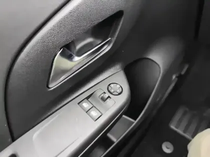 Photo 19 Opel Corsa  Electrique 136 ch & Batterie 50 kWh Edition