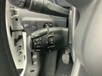 Photo 17 Citroën C3  PureTech 83 S&S BVM5 Feel Pack