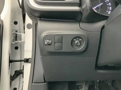 Photo 16 Citroën C3  PureTech 83 S&S BVM5 Feel Pack