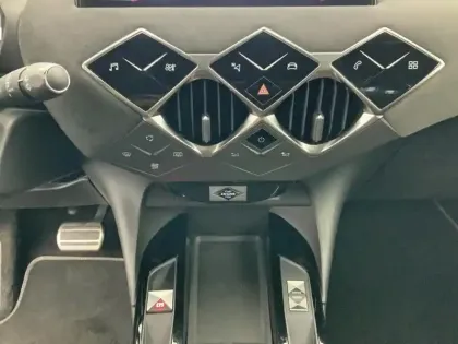 Photo 12 DS DS 3 DS3 Crossback PureTech 130 EAT8 Performance Line+