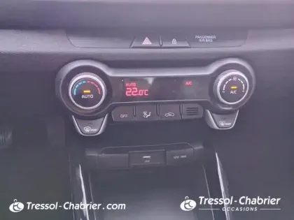 Photo 21 Kia Stonic  1.0 T-GDi 100 ch DCT7 Active