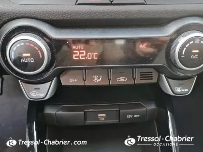 Photo 12 Kia Stonic  1.0 T-GDi 100 ch DCT7 Active