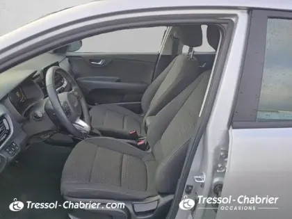 Photo 8 Kia Stonic  1.0 T-GDi 100 ch DCT7 Active