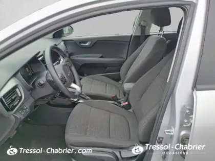 Photo 8 Kia Stonic  1.0 T-GDi 100 ch DCT7 Active
