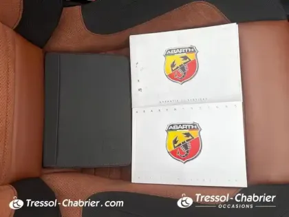 Photo 15 Abarth 595 C 1.4 Turbo 16V T-Jet 165 ch BVA5 Turismo