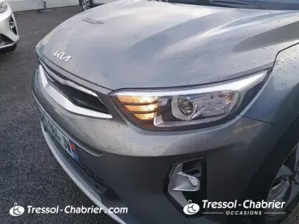 Photo 13 Kia Stonic  1.0 T-GDi 100 ch BVM6 Active