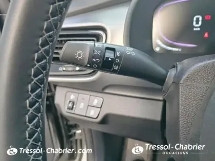 Photo 16 Kia Stonic  1.0 T-GDi 100 ch BVM6 Active