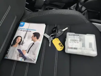 Photo 26 Dacia Duster  Blue dCi 115 4x2 Prestige +