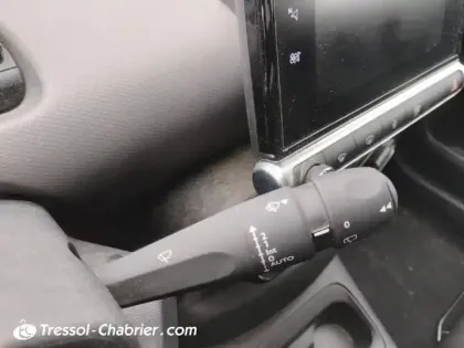 Photo 16 Citroën C4  Cactus PureTech 110 S&S BVM6 Origins