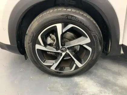 Photo 14 Citroën C5 aircross  PureTech 130 S&S EAT8 C-Series