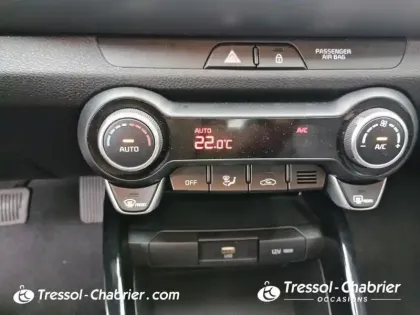 Photo 21 Kia Stonic  1.0 T-GDi 100 ch DCT7 Active