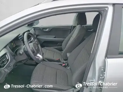 Photo 8 Kia Stonic  1.0 T-GDi 100 ch DCT7 Active