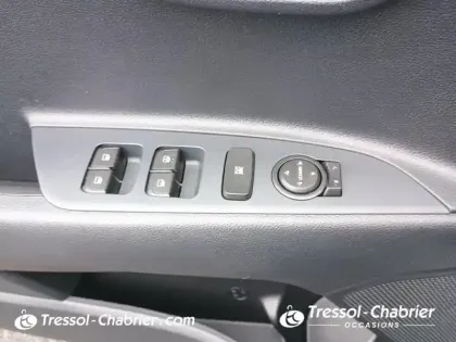 Photo 19 Kia Stonic  1.0 T-GDi 100 ch DCT7 Active