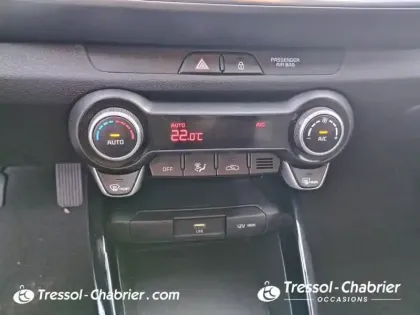 Photo 12 Kia Stonic  1.0 T-GDi 100 ch DCT7 Active