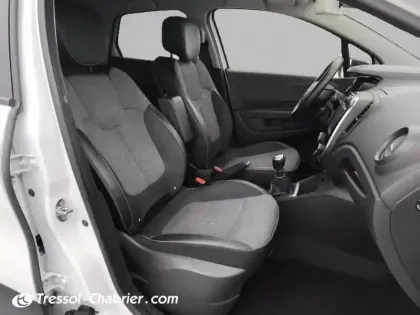 Photo 8 Renault Captur  TCe 120 Energy Iridium