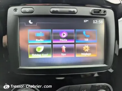 Photo 21 Renault Captur  TCe 120 Energy Iridium