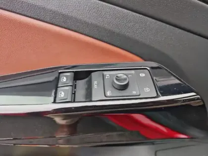 Photo 19 Volkswagen Id.5  204 ch Pro Performance