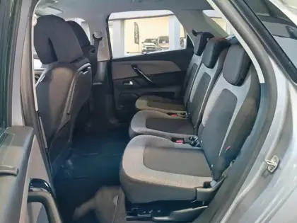 Photo 22 Citroën C4 Picasso C4 Spacetourer PureTech 130 S&S EAT8 Feel