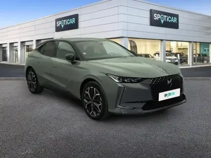 Photo 28 DS DS 4  Hybride E-Tense 225 EAT8 La Premiere
