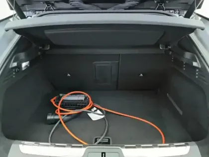 Photo 7 DS DS 4  Hybride E-Tense 225 EAT8 La Premiere