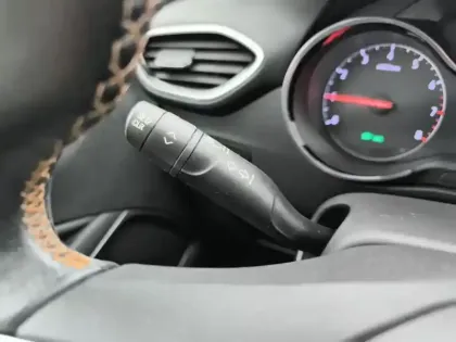 Photo 17 Opel Crossland X  1.2 Turbo 110 ch ECOTEC Innovation