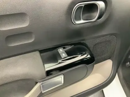 Photo 19 Citroën C3  BlueHDi 100 S&S BVM5 Feel