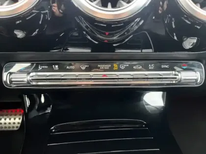 Photo 14 Mercedes CLA 180 d AMG Line