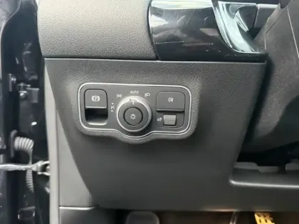 Photo 21 Mercedes GLA 200 d AMG Line