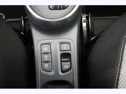 Photo 14 Toyota Aygo Hybride 116h GR Sport CROSSOVER SP