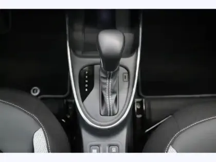 Photo 15 Toyota Aygo Hybride 116h GR Sport CROSSOVER SP