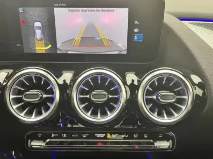 Photo 30 Mercedes GLA 250 e AMG Line