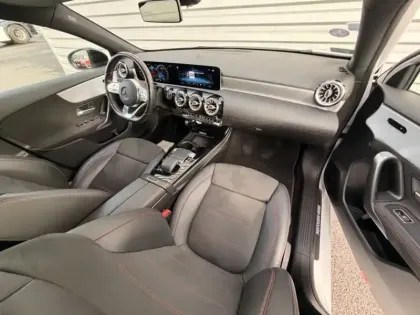 Photo 10 Mercedes Classe A 250 e Berline Compacte