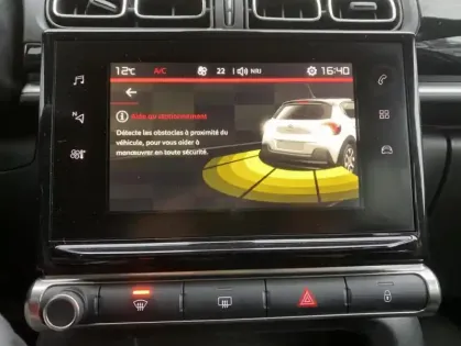 Photo 13 Citroën C3 III PureTech 82 BVM Shine