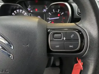 Photo 6 Citroën C3 III PureTech 82 BVM Shine