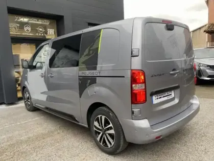 Photo 27 Peugeot Expert III M Diesel 180 ch Auto CAF Tech Edition