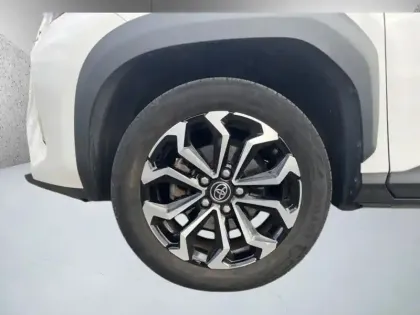 Photo 8 Toyota Yaris Gén. I Ph1 Design 5