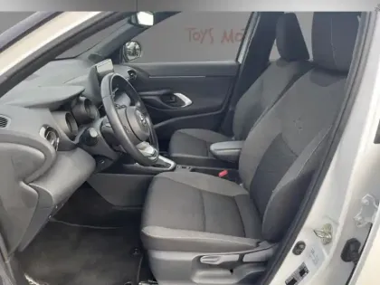 Photo 11 Toyota Yaris Gén. I Ph1 Design 5