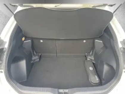 Photo 9 Toyota Yaris Gén. I Ph1 Design 5