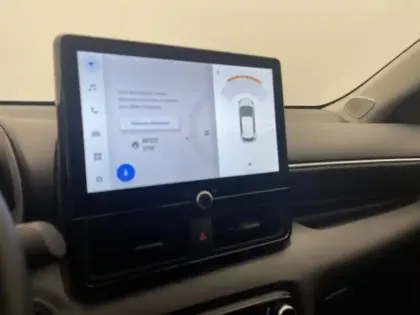 Photo 12 Toyota Yaris Hybride 116h Design MC24