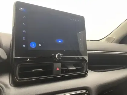 Photo 24 Toyota Yaris Hybride 116h Design MC24